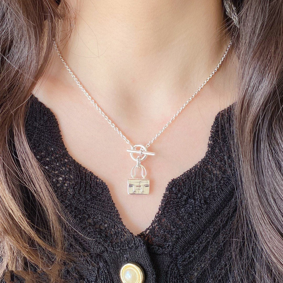 [Auream]CONSTANCE PEDANT SILVER NECKLACE
