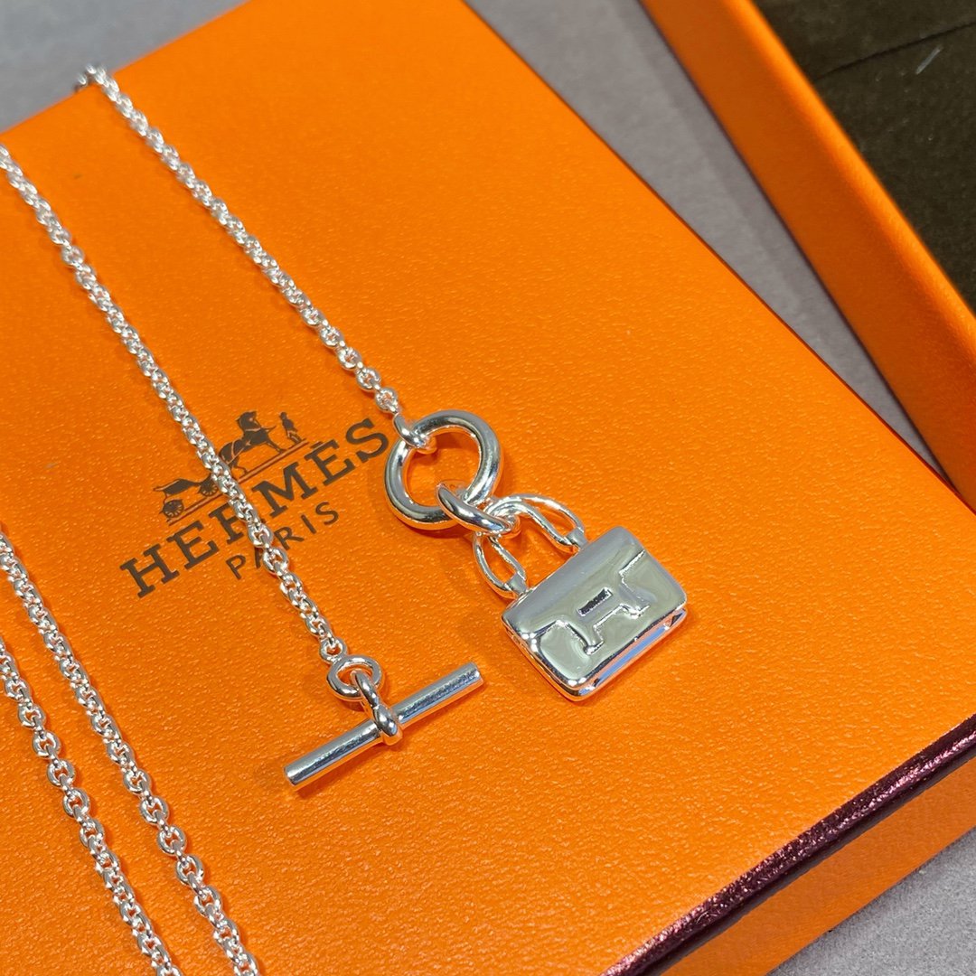 [Auream]CONSTANCE PEDANT SILVER NECKLACE