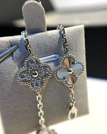 [Auream] CLOVER 5 MOTIF LASER BRACELET COLLECTION