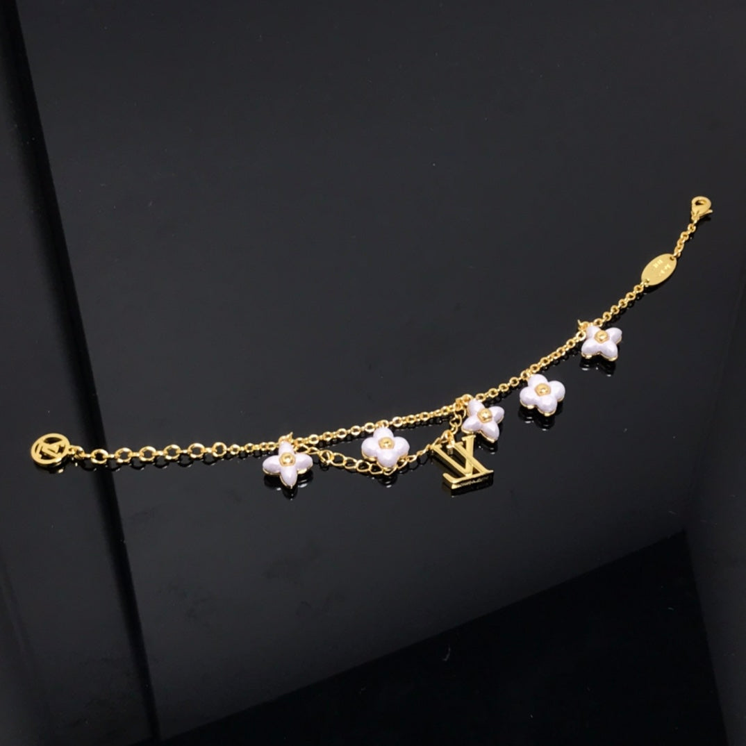 [Auream]LOGO 6 MOTIF STAR AND SUN GOLD BRACELET