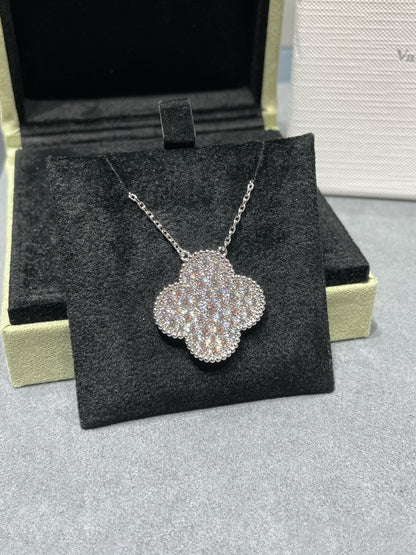 [Auream]CLOVER 25MM LARGE PENDANT DIAMOND PAVED SILVER NECKLACE