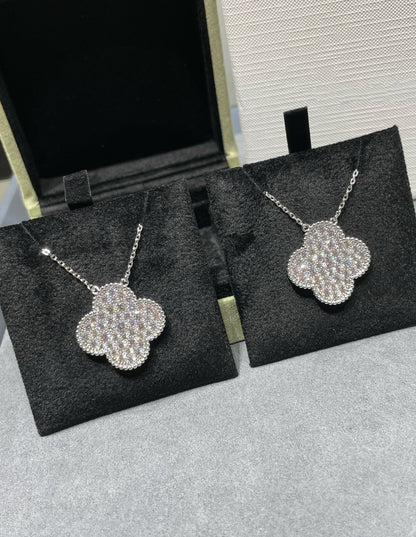 [Auream]CLOVER 25MM LARGE PENDANT DIAMOND PAVED SILVER NECKLACE