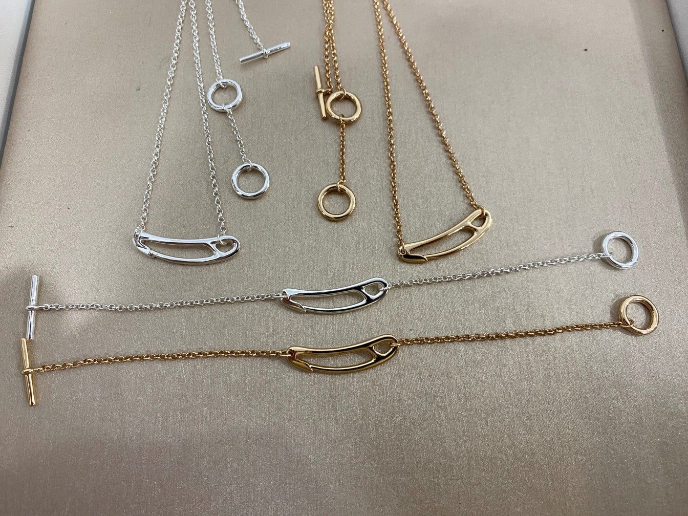 [Auream]Brooch Necklace