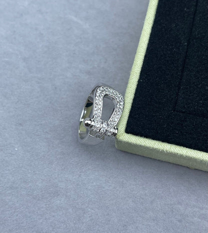 [Auream]Wide Hoof-Shaped Diamond-Studded Ring