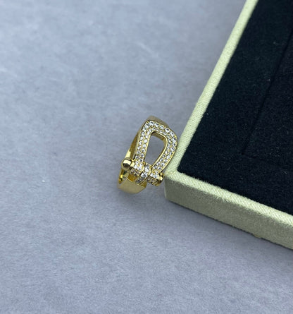 [Auream]Wide Hoof-Shaped Diamond-Studded Ring