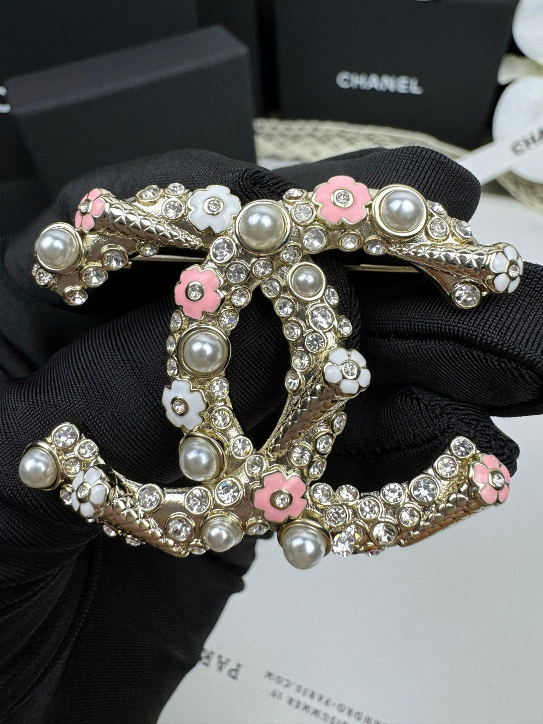 [Auream]26C Pink-White Enamel Ice Cream Cone Double C Brooch