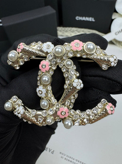 [Auream]26C Pink-White Enamel Ice Cream Cone Double C Brooch