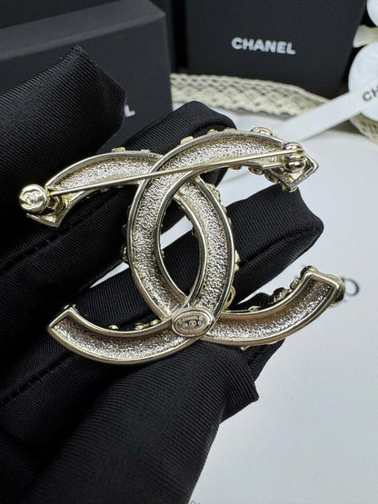 [Auream]26C Pink-White Enamel Ice Cream Cone Double C Brooch