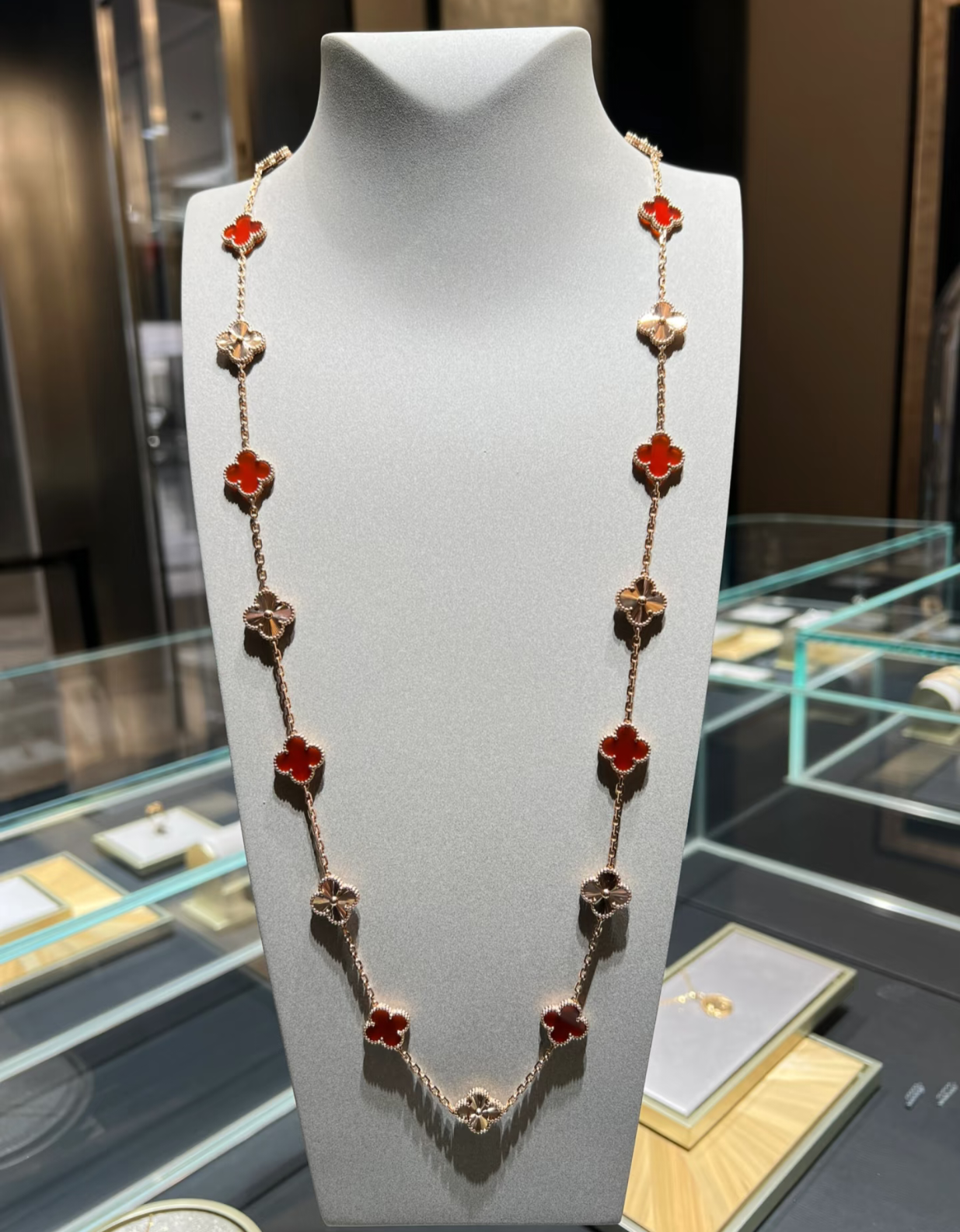 [Auream]CLOVER 20 MOTIFS LASER CARNELIAN NECKLACE
