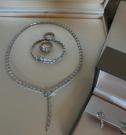 [Auream]NEW！SERPENT DIAMOND NECKLACE