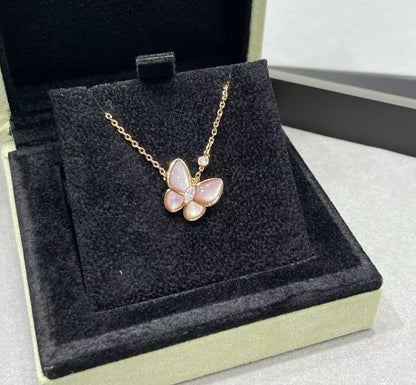 [Auream]BUTTERFLY PINK MOTHER-OF-PEARL DIAMOND NECKLACE