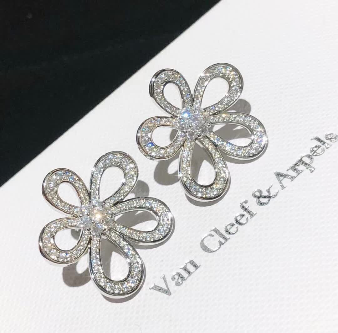 [Auream]FLOWERLACE EARRINGS FULL DIAMONDS