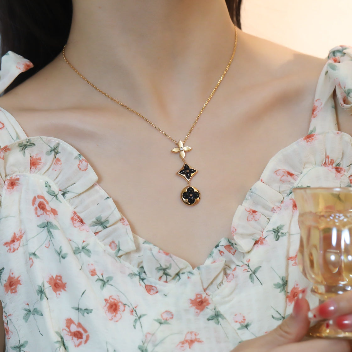 [Auream]STAR AND SUN ONYX PINK GOLD NECKLACE