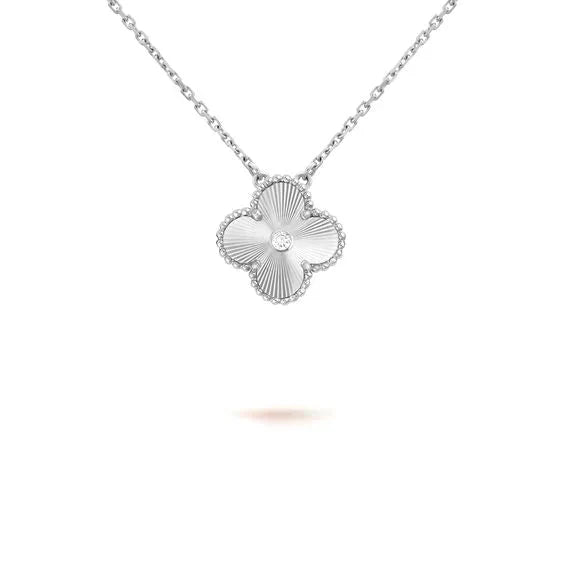 [Auream]CLOVER  15MM DIAMOND LASER NECKLACE SILVER