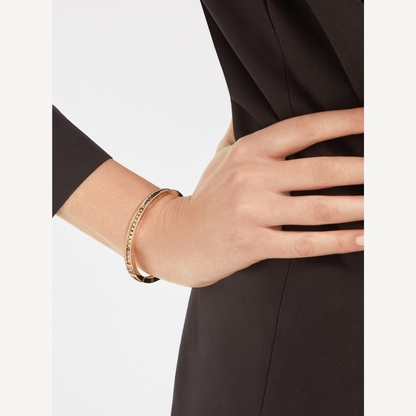 [Auream]ZERO 1 SPIRAL AND PAVED DIAMOND GOLD BRACELET