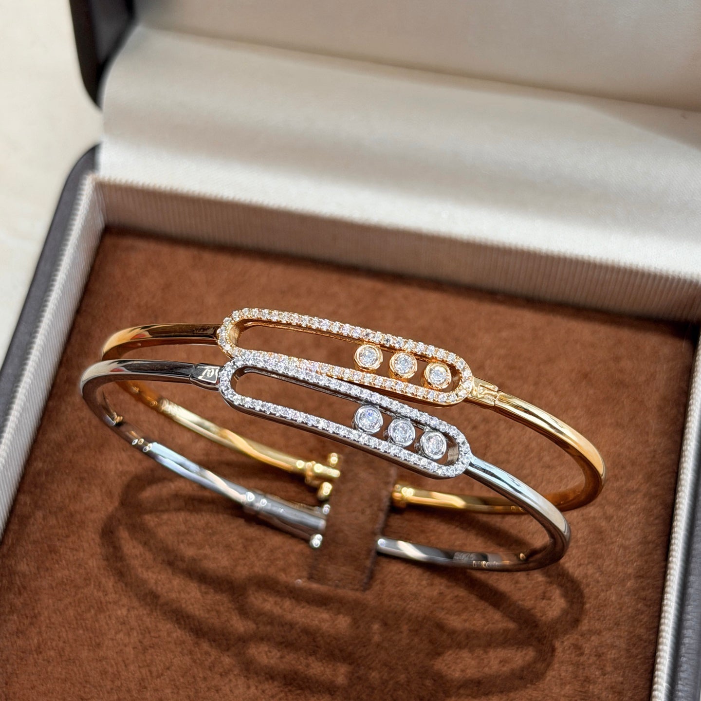 [Auream]Move Pavé Diamond Bangle Bracelet M