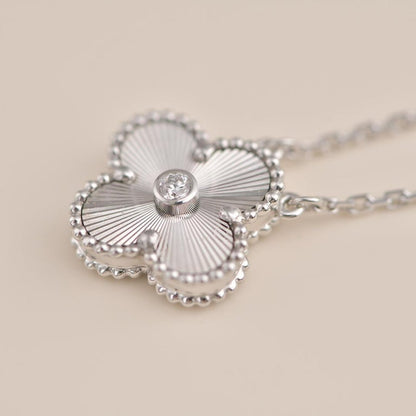 [Auream]CLOVER  15MM DIAMOND LASER NECKLACE SILVER