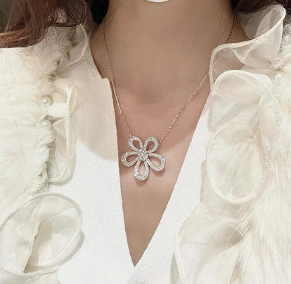 [Auream]FLOWERLACE NECKLACE FULL DIAMONDS