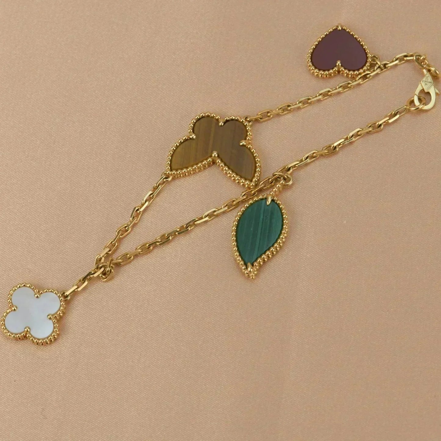 [Auream]LUCKY SPRING 5 MOTIF GOLD BRACELET