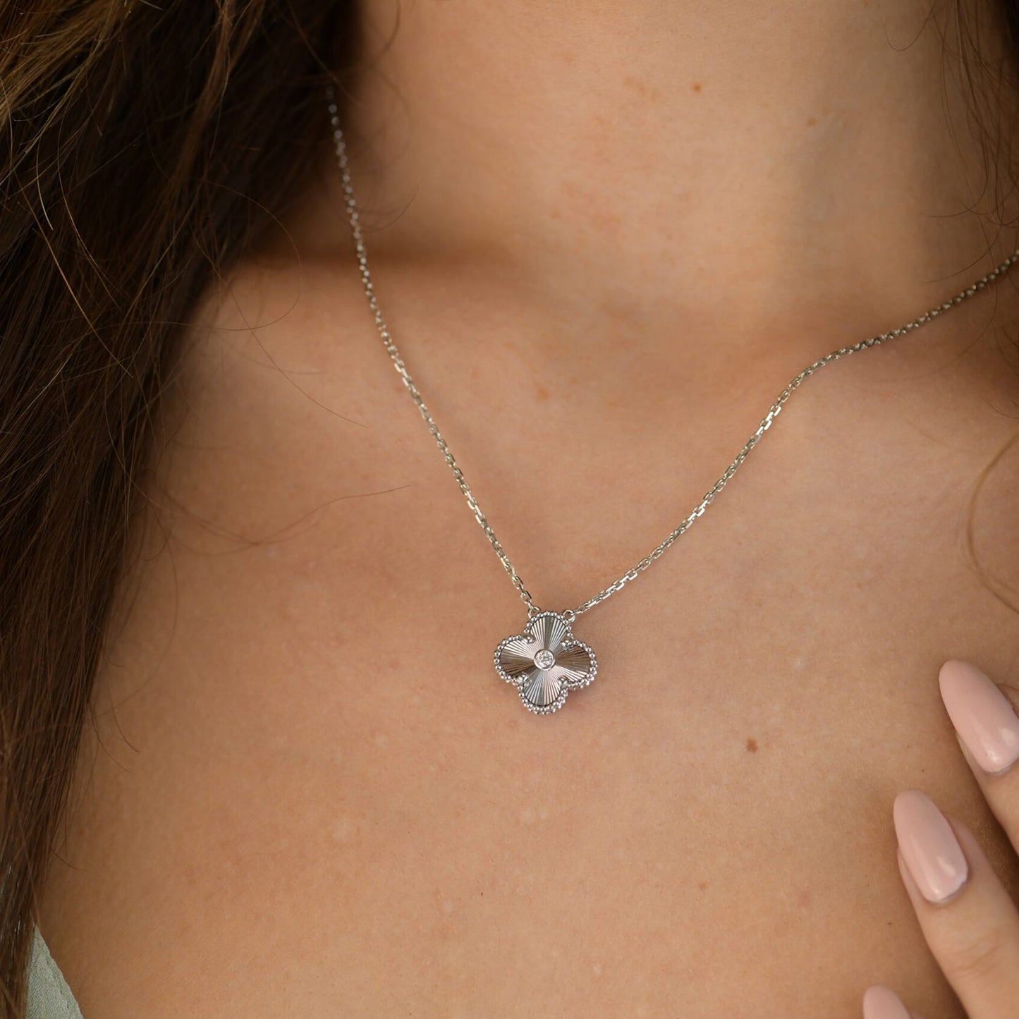 [Auream]CLOVER  15MM DIAMOND LASER NECKLACE SILVER