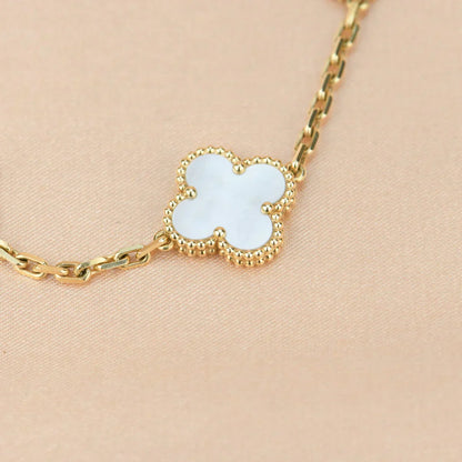 [Auream]CLOVER WHITE PEARL MOP 5 MOTIF BRACELET COLLECTION