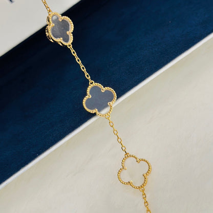 [Auream]CLOVER 5 MOTIF ROCK CRYSTAL BRACELET