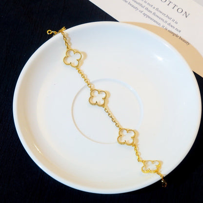 [Auream]CLOVER 5 MOTIF ROCK CRYSTAL BRACELET