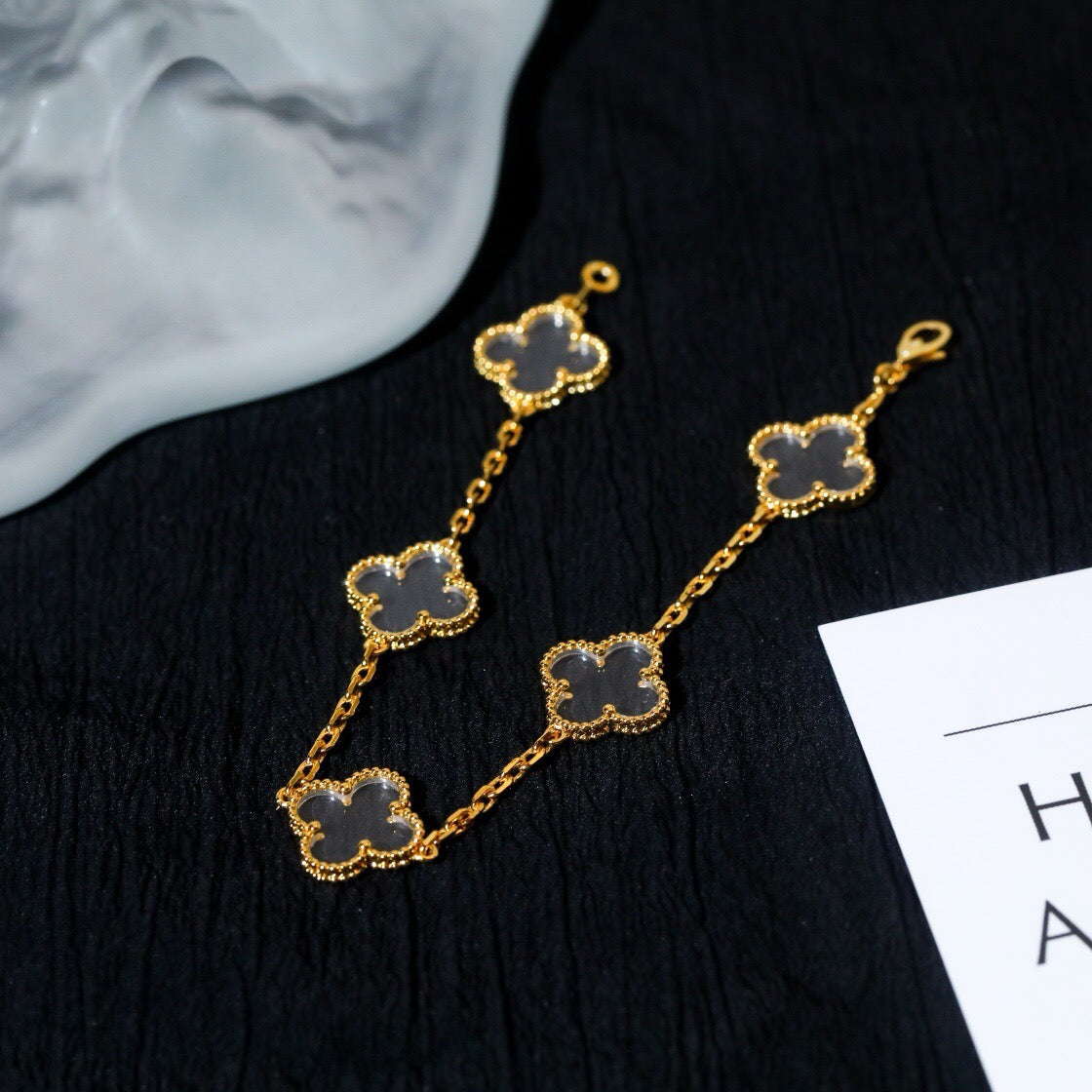 [Auream]CLOVER 5 MOTIF ROCK CRYSTAL BRACELET