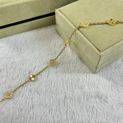 [Auream]CLOVER 6 MOTIF DIAMOND LASER BRACELET
