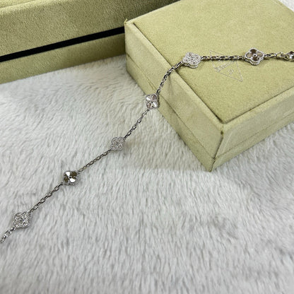 [Auream]CLOVER 6 MOTIF DIAMOND LASER BRACELET