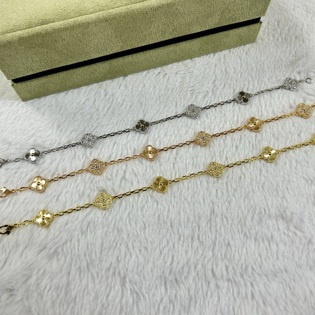 [Auream]CLOVER 6 MOTIF DIAMOND LASER BRACELET
