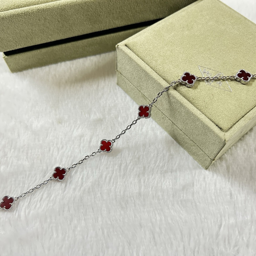 [Auream]CLOVER 6 MOTIF RED AGATE BRACELET