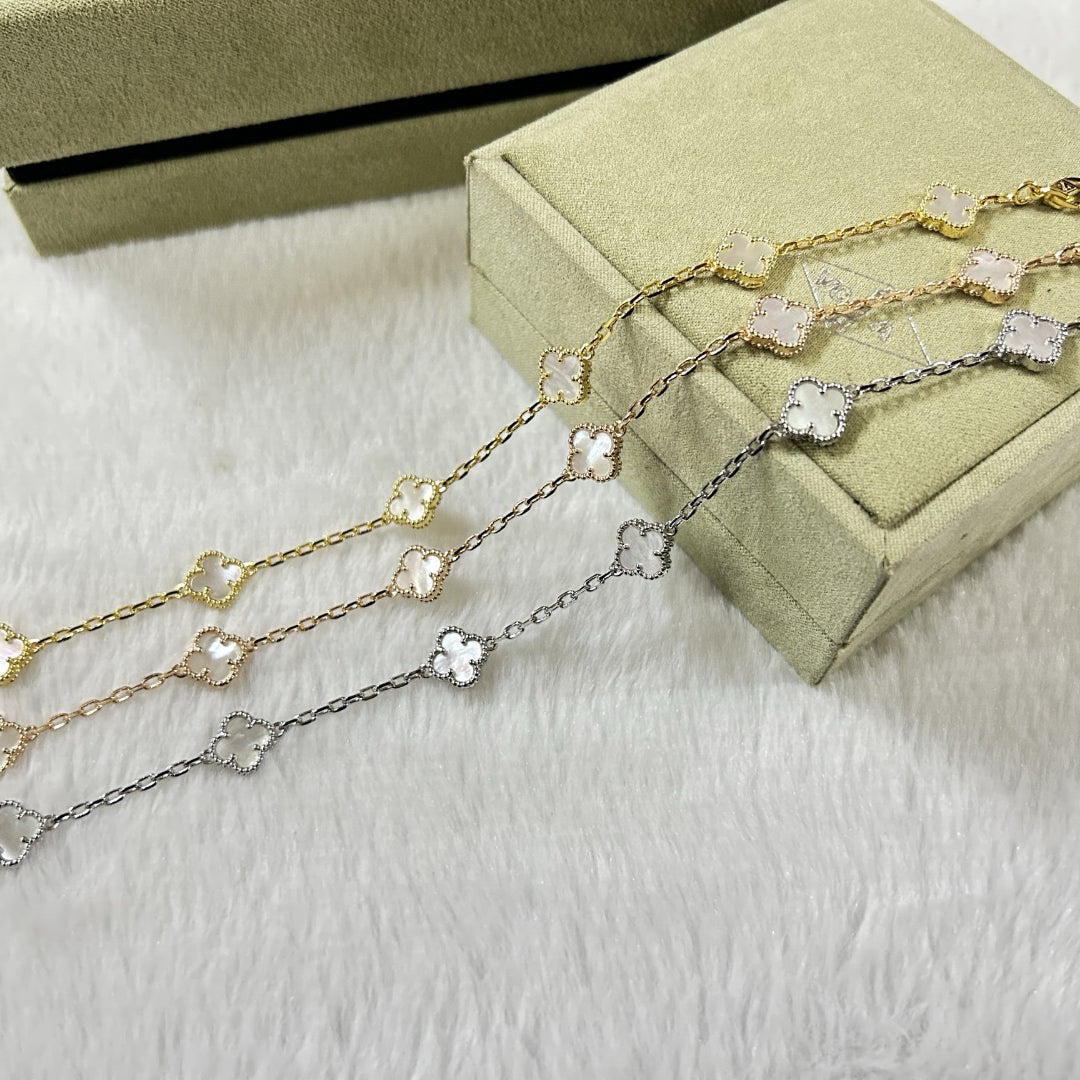 [Auream]CLOVER 6 MOTIF WHITE MOP BRACELET