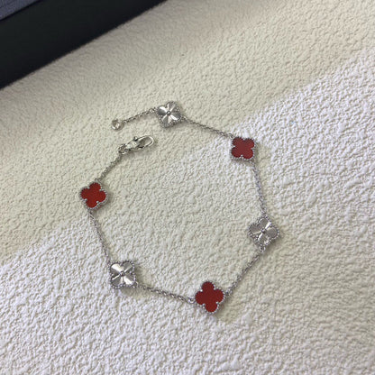 [Auream]CLOVER 6 MOTIF RED AGATE LASER BRACELET