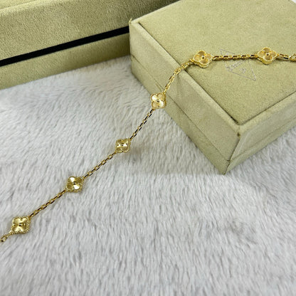 [Auream]CLOVER 6 MOTIF DIAMOND BRACELET