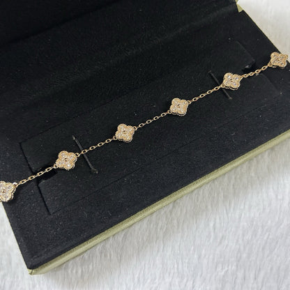 [Auream]CLOVER 6 MOTIF DIAMOND BRACELET