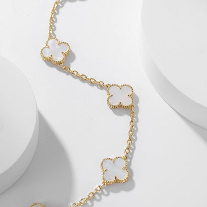 [Auream]CLOVER 10 MOTIFS WHITE MOTHER OF PEARL NECKLACE