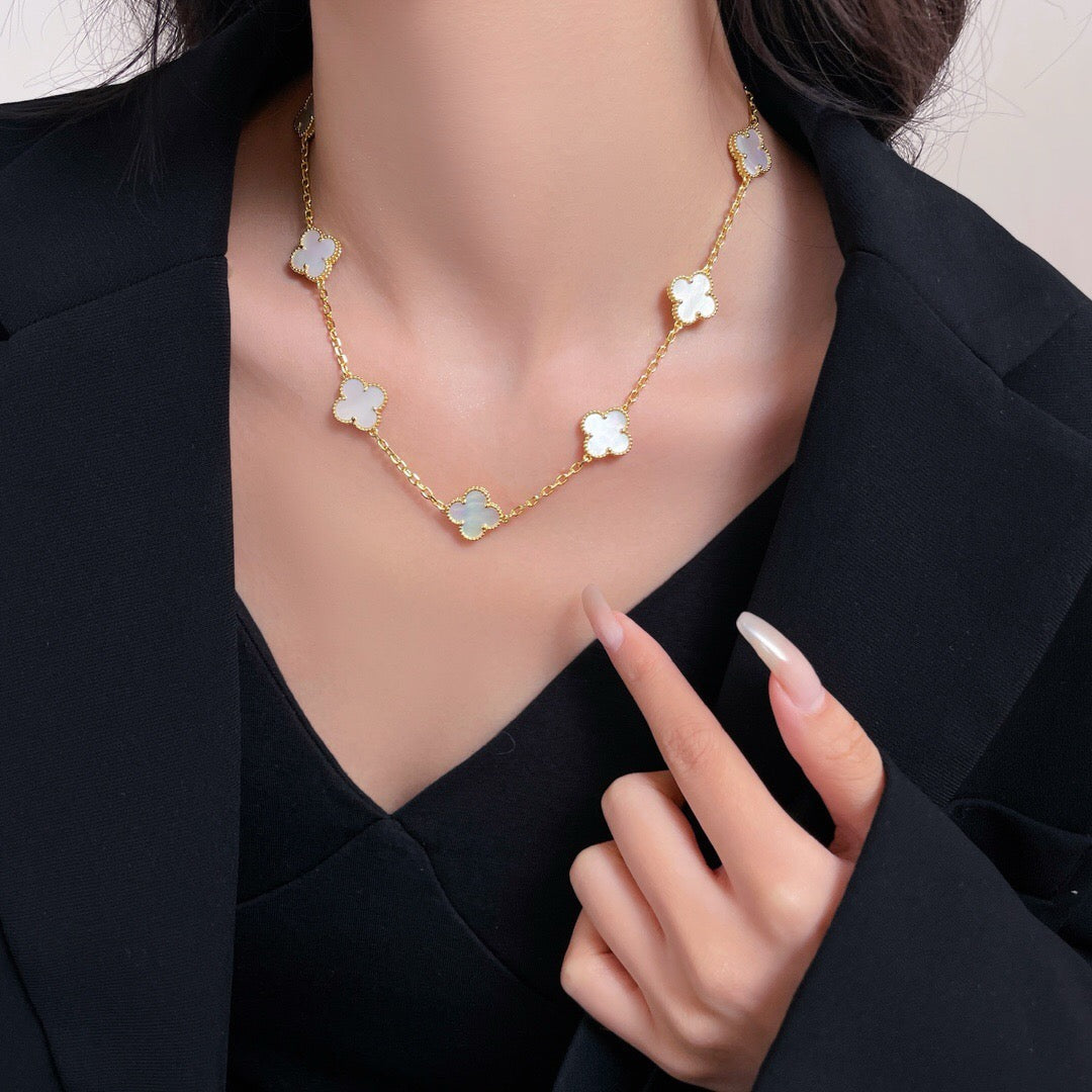 [Auream]CLOVER 10 MOTIFS WHITE MOTHER OF PEARL NECKLACE