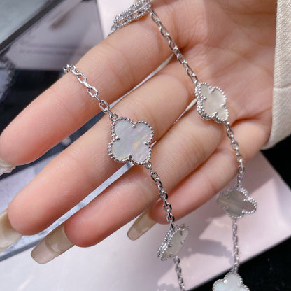 [Auream]CLOVER 10 MOTIFS WHITE MOTHER OF PEARL NECKLACE