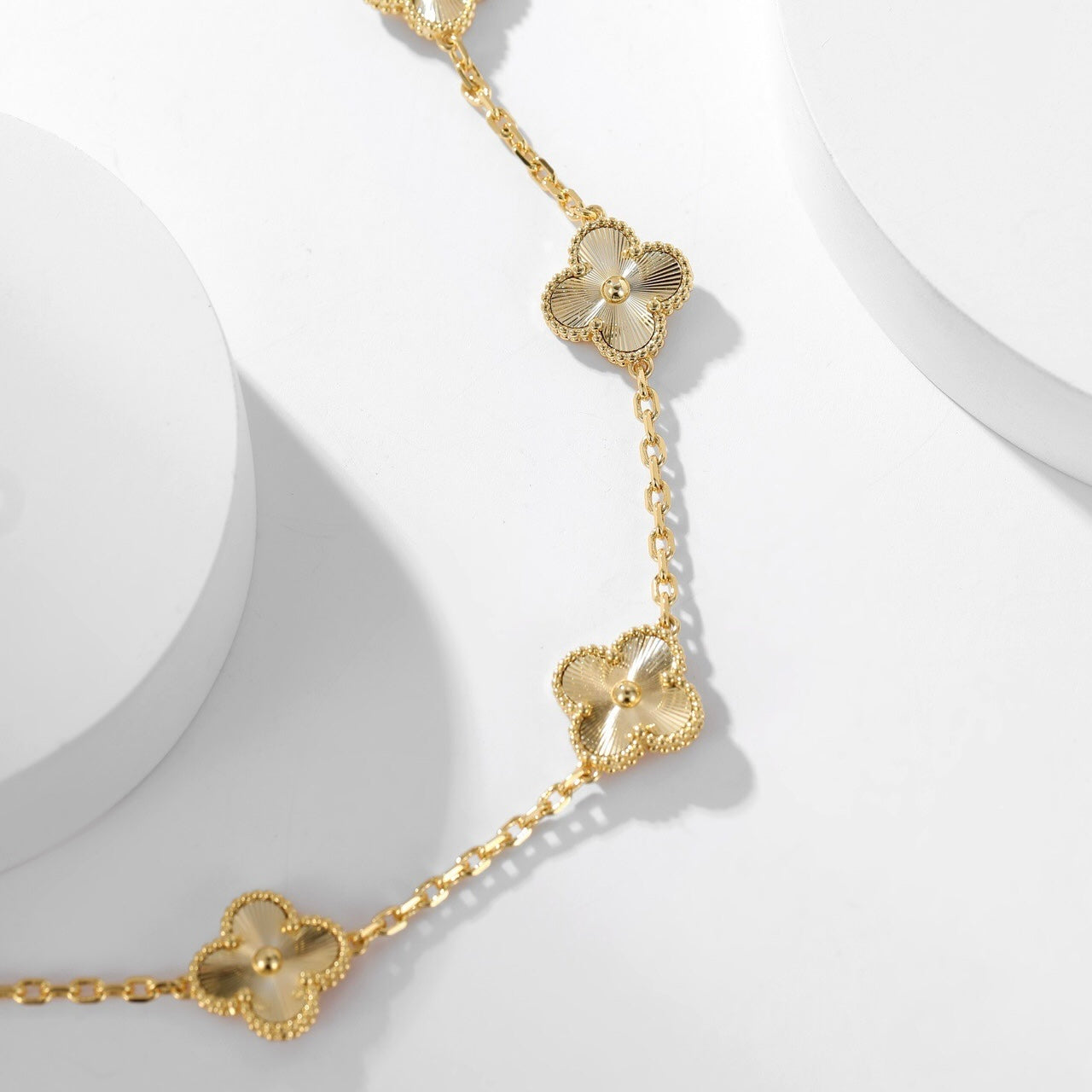 [Auream]CLOVER 10 MOTIFS LASER NECKLACE