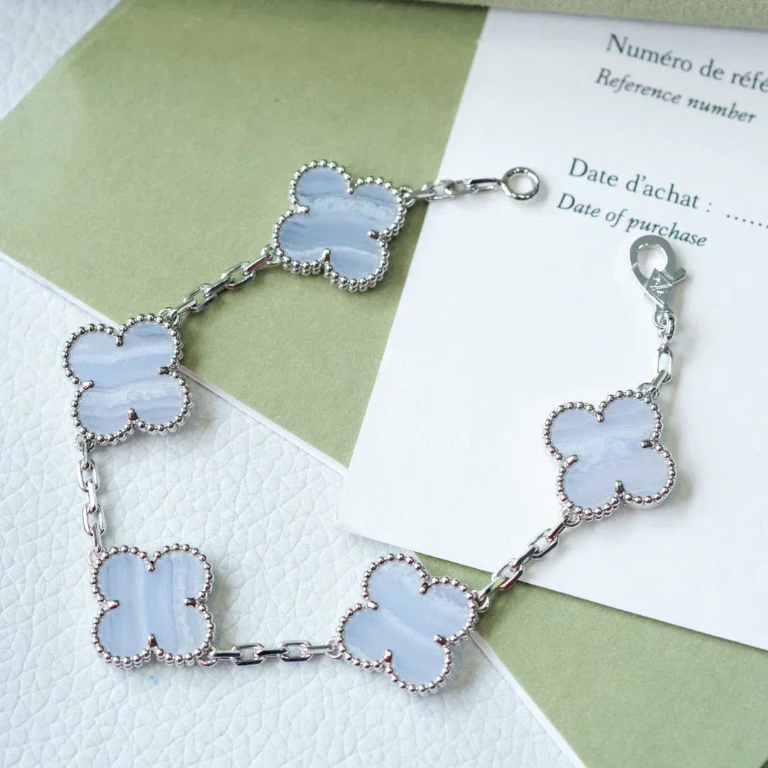 [Auream] CLOVER 5 MOTIF PURPLE CHALCEDONY BRACELET COLLECTION
