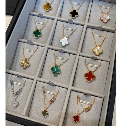 [Auream]CLOVER 15MM DIAMOND SINGLE FLOWER NECKLACE
