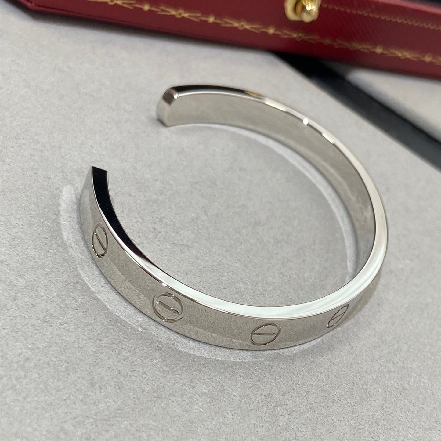 [Auream]LOVE BRACELET 6.1MM 1 DIAMOND OPEN CUFF
