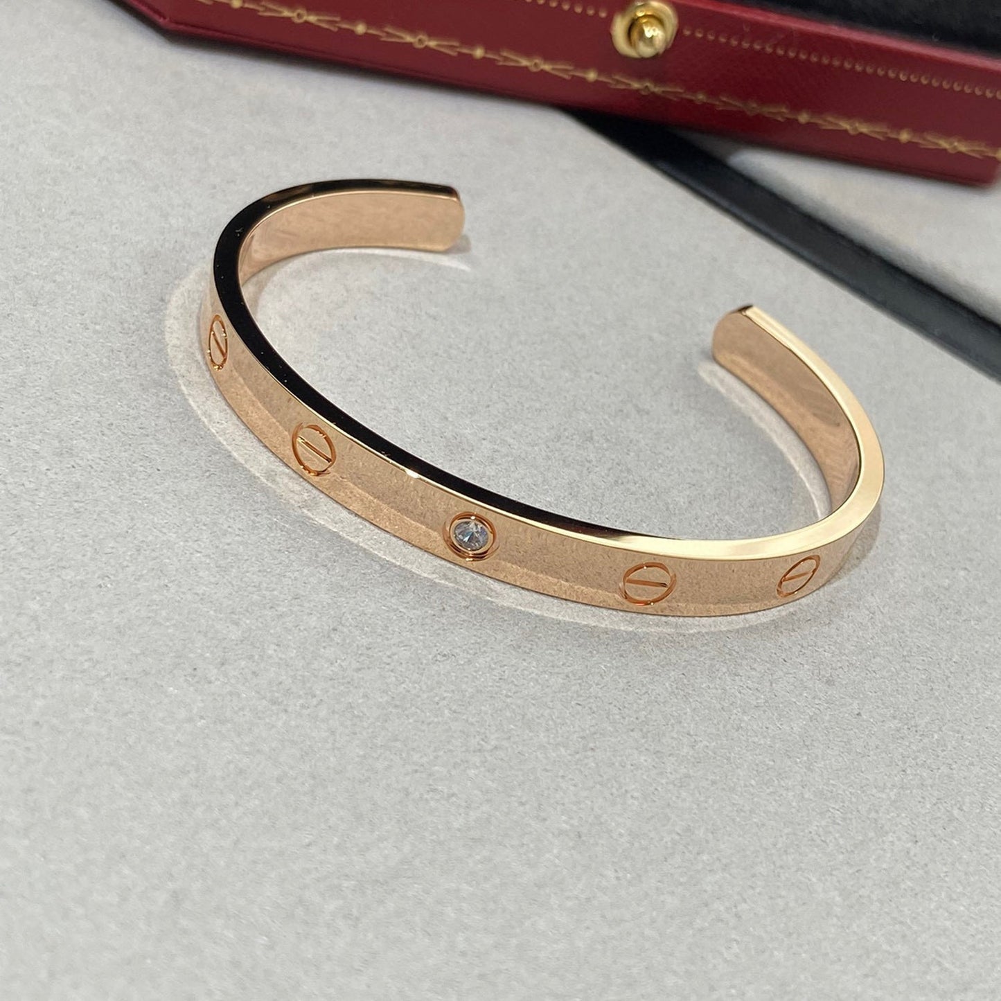 [Auream]LOVE BRACELET 6.1MM 1 DIAMOND OPEN CUFF