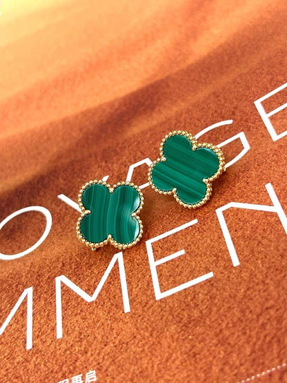 [Auream] CLOVER LARGE (20mm) 1 MOTIFS GREENER MOP STUD EARRINGS