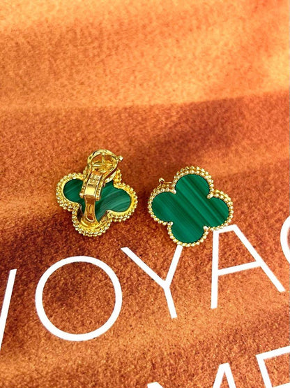 [Auream] CLOVER LARGE (20mm) 1 MOTIFS GREENER MOP STUD EARRINGS