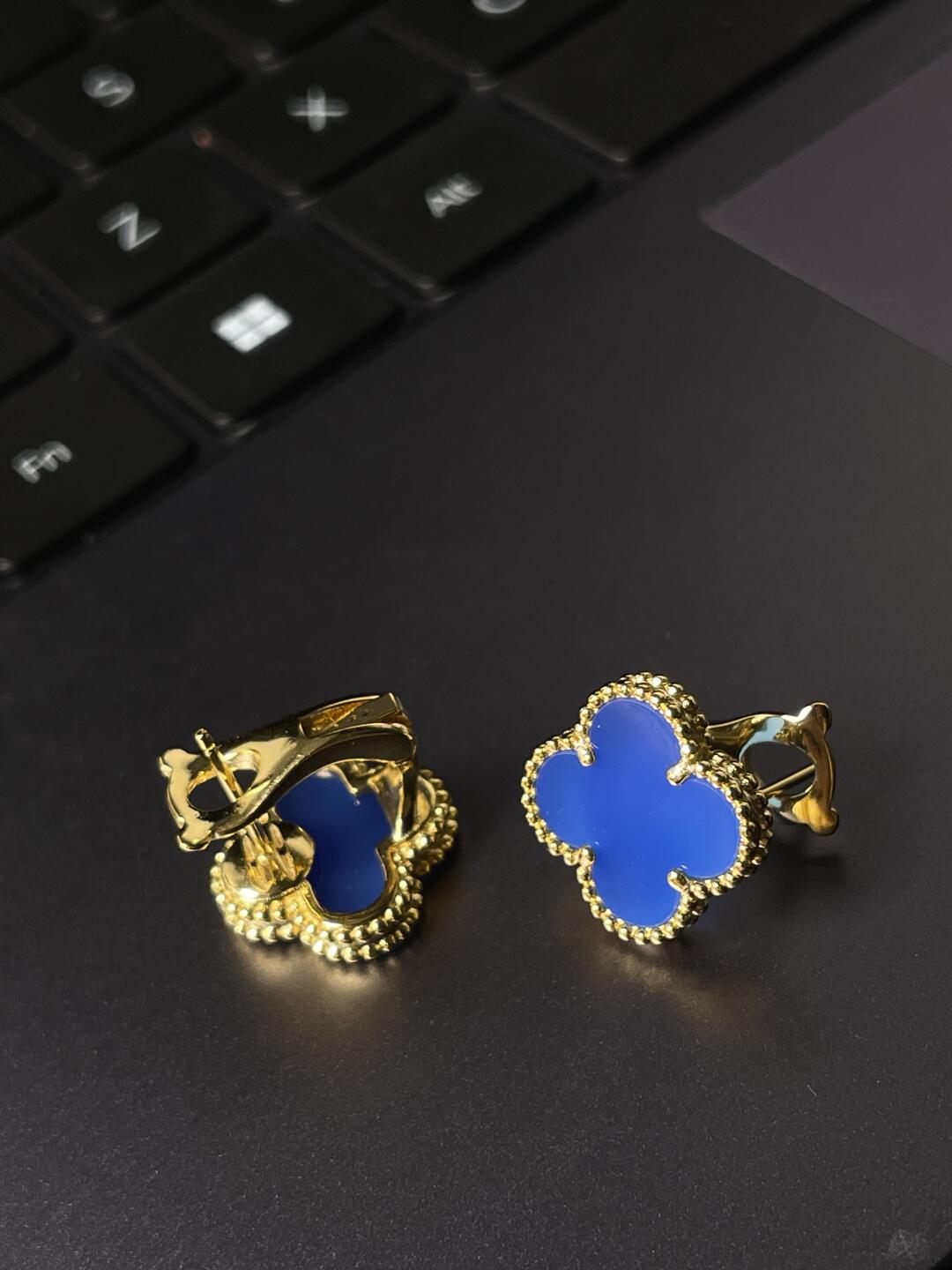[Auream] CLOVER LARGE (20mm) 1 MOTIFS BLUE MOP STUD EARRINGS
