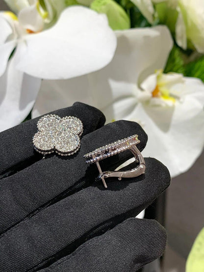 [Auream]CLOVER 20MM MOTIFS DIAMOND STUD EARRINGS SILVER