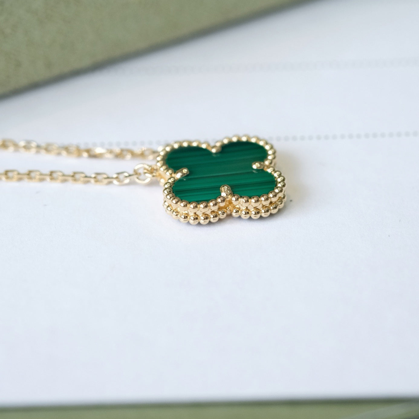 [Auream]CLOVER 15MM MALACHITE SINGLE FLOWER  NECKLACE