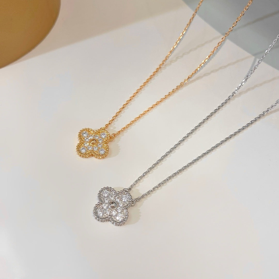 [Auream]CLOVER 15MM DIAMOND SINGLE FLOWER NECKLACE